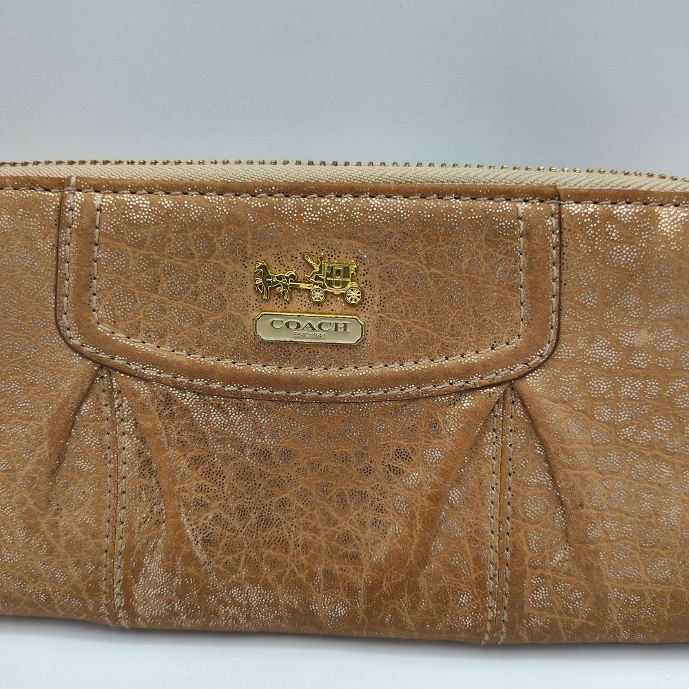 Coach Metallic Gold Zip Around Wallet Wristlet | Leather Continental Clutch EUC - Picture 2 of 6